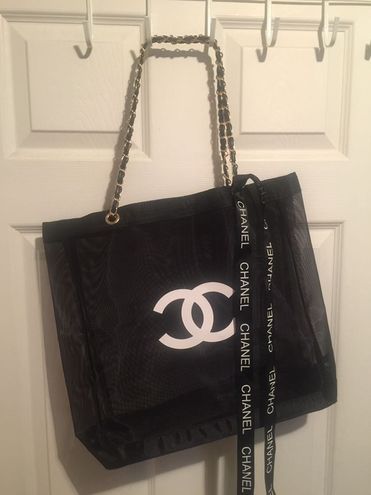 chanel vip canvas tote