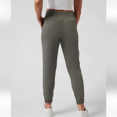 Athleta Textured Brooklyn Jogger Mountain Olive Women's Size 8