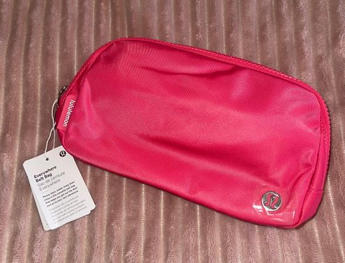 Lululemon Everywhere Belt Bag Lip Gloss