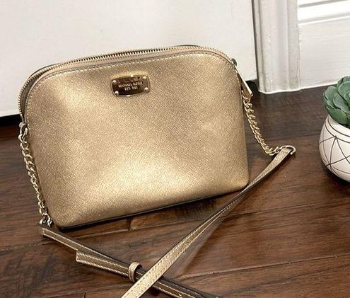 Michael Kors Cindy Large Dome Crossbody Review 