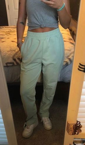 Gymshark Recess Joggers - Light Green