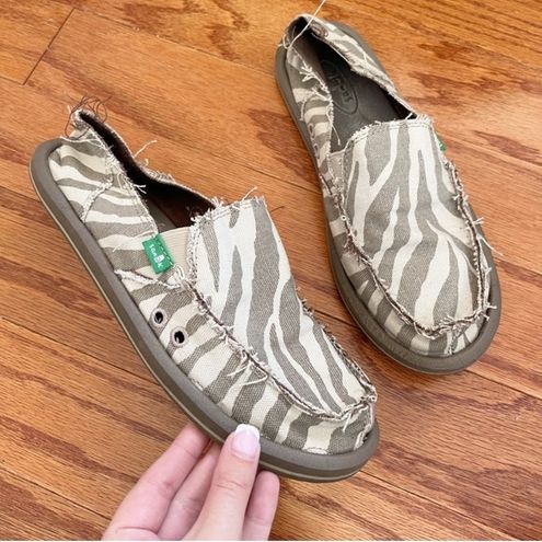 Zebra sales print sanuks