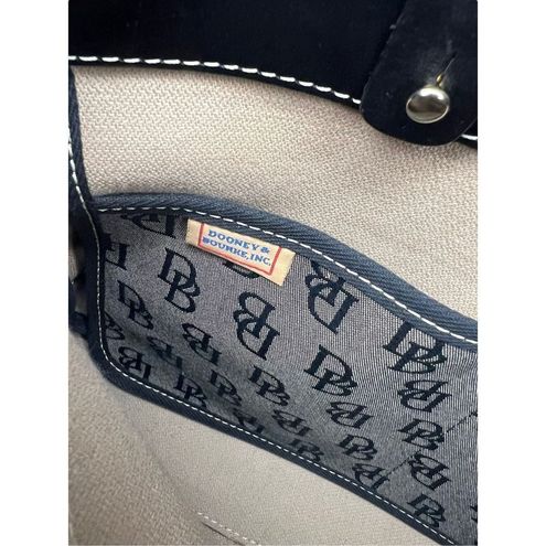 Dooney & Bourke Vintage Signature Shoulder Bag - $32 - From Breann