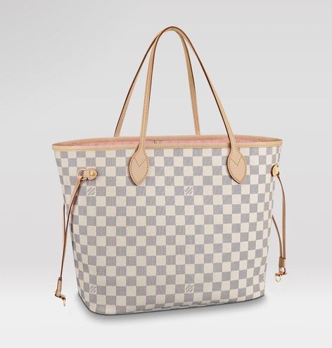 2018 Louis Vuitton Neverfull MM • Retail $1500 • CM Price $950