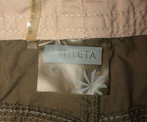 Athleta Dipper Capri Cargo Pants Tan Outdoor Activewear Hiking Women's 8 -  $14 - From Kerrii