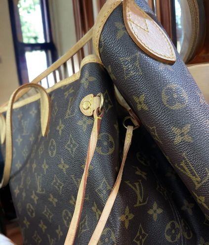 Louis Vuitton Never Full Gm Comes With Large Magnetic Box And The Dust Bag  Brown - $1100 (50% Off Retail) - From Paige
