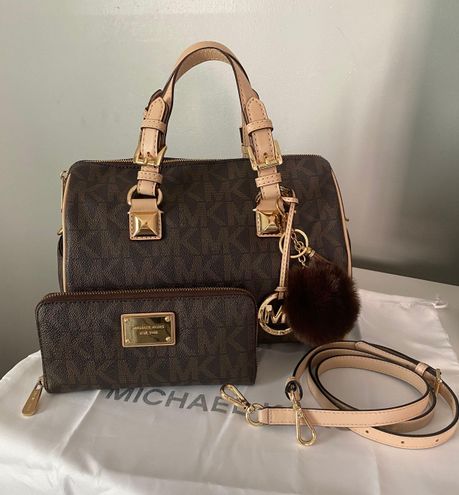 Michael Kors Grayson Satchel With Matching Wallet Brown - $245