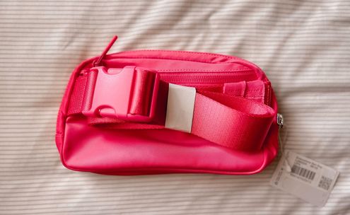 Lululemon Everywhere Belt Bag LIP GLOSS💄🩷 Pink - $130 New With Tags -  From PrelovedbyJazi