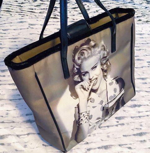 Guess Iconic Vintage Marilyn Monroe Purse Black - $35 - From Kennedy