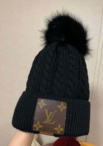 Louis Vuitton Wool Pom Pom Beanie w/ Tags - Black Hats, Accessories -  LOU136480