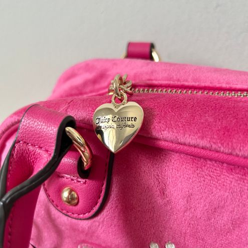 Omg I can't believe I found this beautiful pink @Juicy Couture bag she... |  TikTok