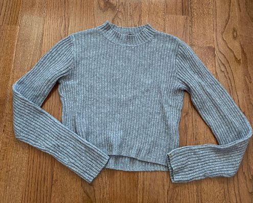 Brandy Melville mock neck cropped grey sweater Gray - $32 (20% Off Retail)  - From roya