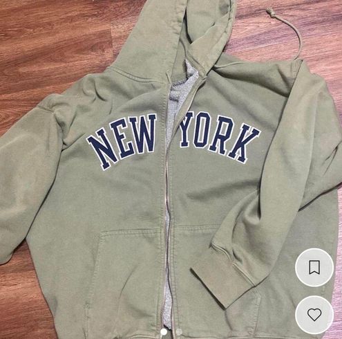 Brandy Melville Christy New York Hoodie, Women's Fashion, Coats