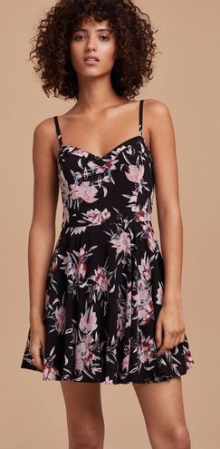 aritzia lipinski dress