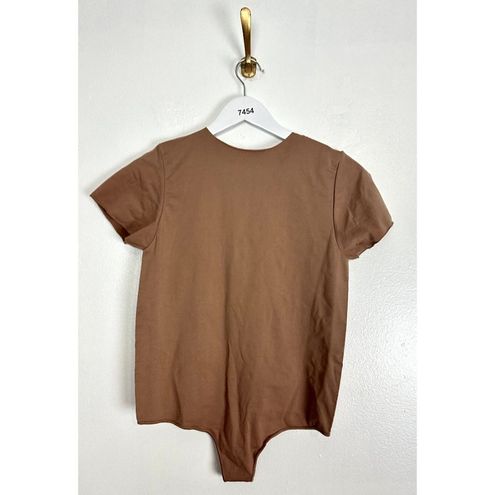 SKIMS Essential T-Shirt Thong Bodysuit in Tigers Eye Size Large/X