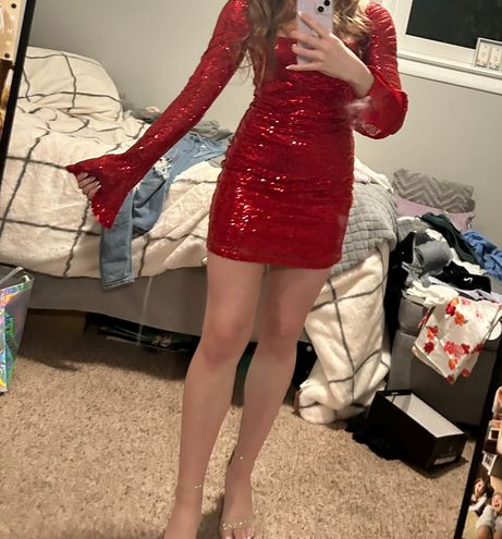 Paola Long Sleeve Sequin Dress in Red