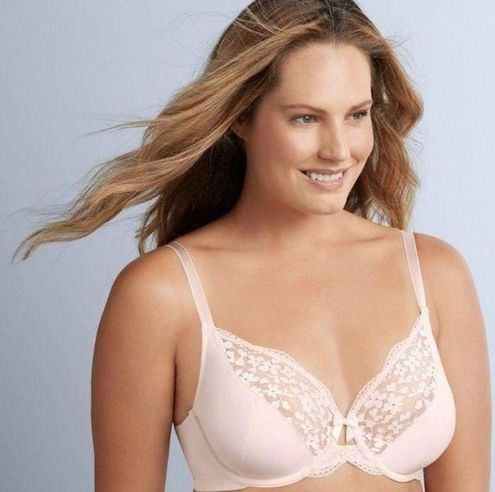 Olga Women's Plus Size Lace Escape Underwire Bra