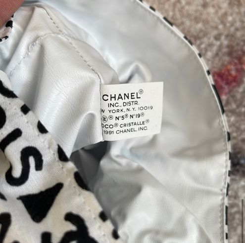 Chanel VINTAGE Makeup/Cosmetics Drawstring Pouch Black - $149 New