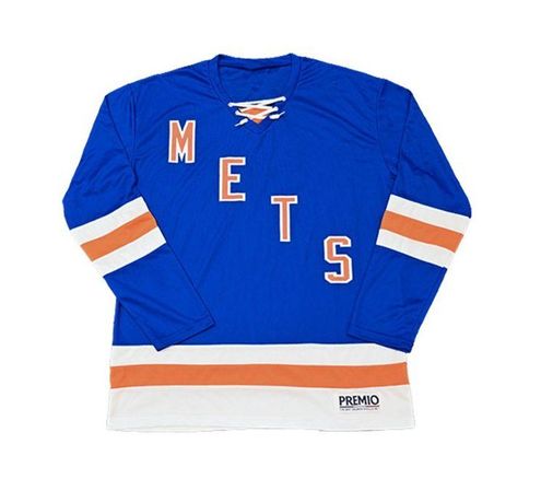 Mets Baseball Jersey! Boyfriend Jeans! Gold Chain!