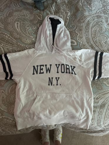 Brandy Melville New York Sweatshirt White - $22 (37% Off Retail