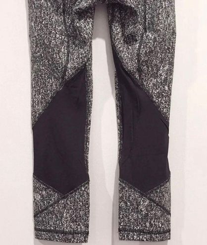 Lululemon Black & White speckled tights with mesh side pockets size 4