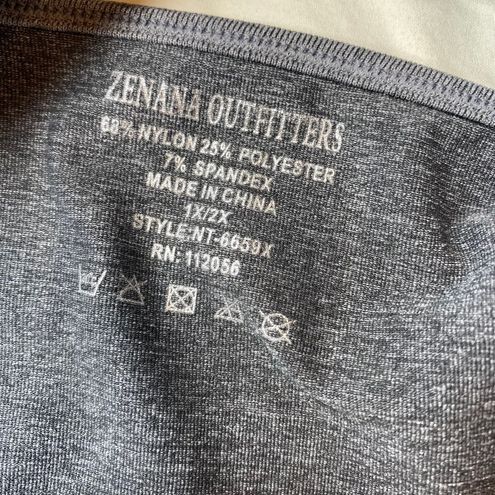 Zenana Outfitters Caged strappy adjustable strap Sports Bra. Size