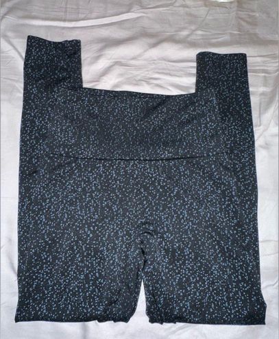 ECHT Essentia Scrunch Leggings - Blue Dot - $24 - From Ashley