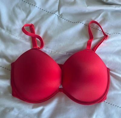 Victoria's Secret Incredible Bra 34D Pink Size undefined - $50 New With  Tags - From debbie