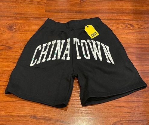 Chinatown Market, Shorts