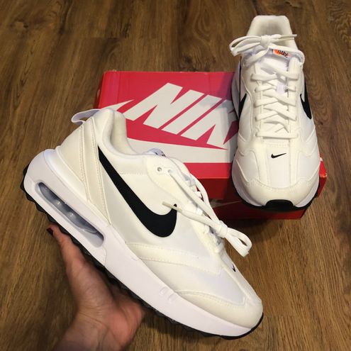 NIKE Men's White Air Max 1 LV8 Sneakers #DH4059 9 NWD – Walk Into Fashion