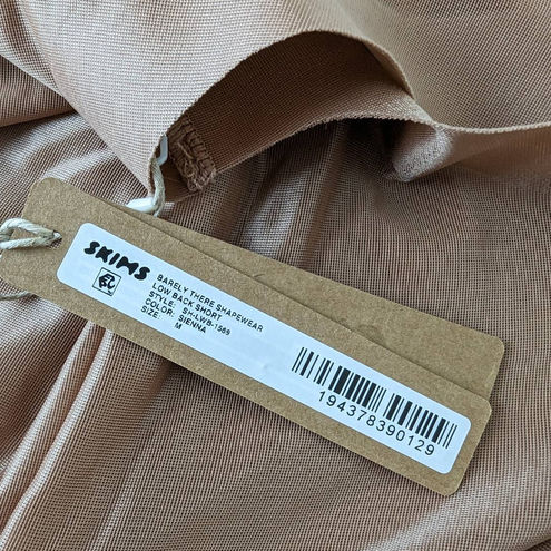 SKIMS Barely There Shapewear Low Back Short Sienna Medium Discontinued Tan  - $75 New With Tags - From Lindsey