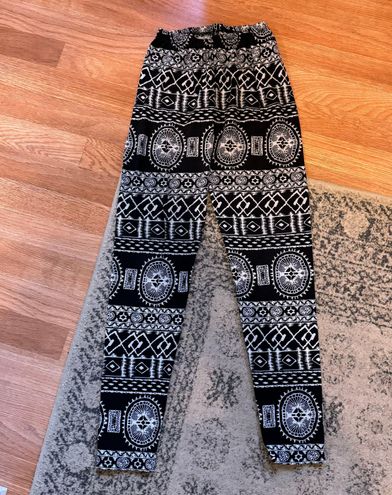 New Mix One Size Leggings - $12 - From SmallTown