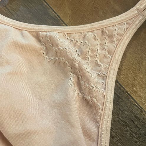 Athleta Mesh Around 2.0 Seamless Padded Racerback T-Strap Sports Bra - XL  Pink - $26 - From Diana