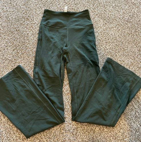 Lululemon Smoked Spruce Groove pants Green Size 4 - $45 - From Lauren