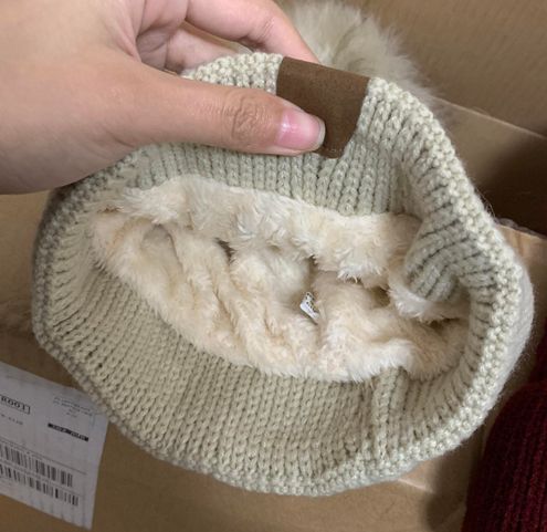 Louis Vuitton Recycled Winter Beanie Pom Pom Hat Tan - $85 New With Tags -  From Katheline