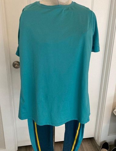 Avia Performance Side-Stripe Capri Leggings & Avia short sleeve shirt Sz XL  /16/18