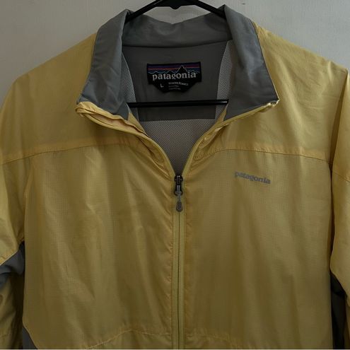 Patagonia Women's Yellow Soft Shell Lightweight Windbreaker Jacket Size  Large - $36 (77% Off Retail) - From Katie