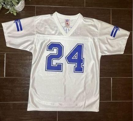 Dallas Cowboys Marion Barber Jersey #24 Authentic Size Large 100