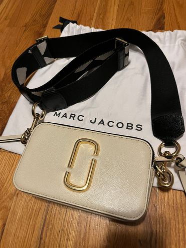 Marc Jacobs Snapshot Bag White - $250 (28% Off Retail) - From