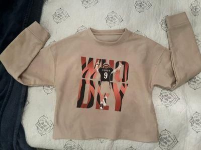 Cincinnati Bengals Crop Sweatshirt Tan Size M - $25 (50% Off Retail) - From  Taryn