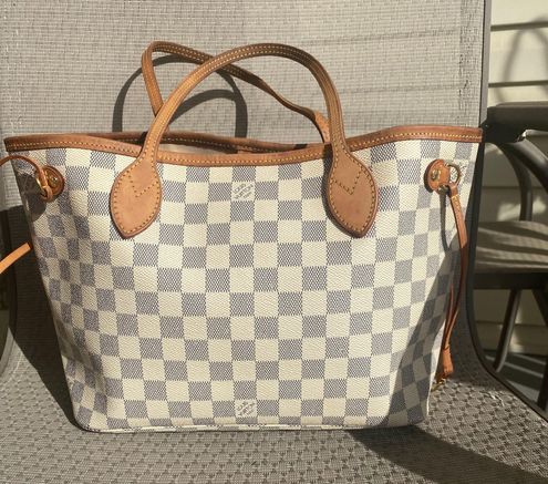 Damier Azur Neverfull PM @shopluxeitems Price: 1950 AUD (Payment Plan  Available) Recommended Retail Price: 2950 AUD Condition:…