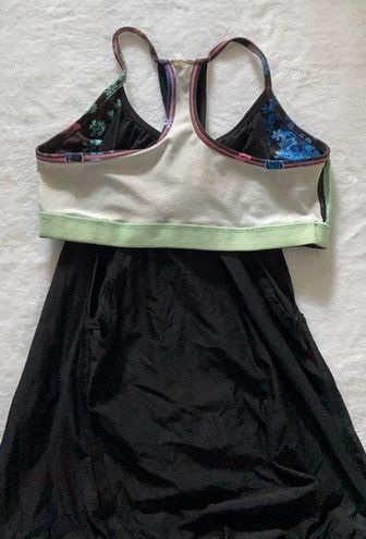 Lululemon Tank Top With Attached Sports Bra Black Size XS - $28 (44% Off  Retail) - From Rianna