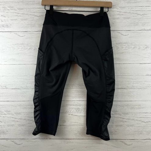 Lululemon Black Ruched Side Cropped Leggings Size 4 - $35 - From Tabitha