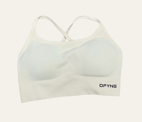 Dynamic Seamless Sports Bra – DFYNE