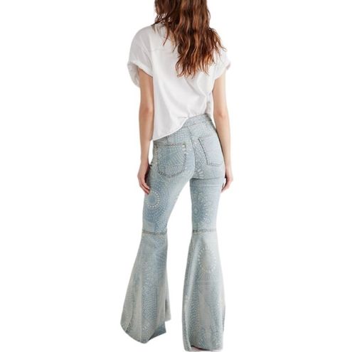 Free People We The Free Just Float On Flare Jeans in Indigo Combo Size 24