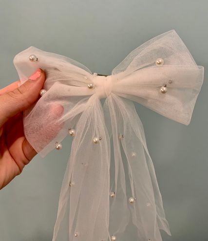 Pearl Hair Bow ~ White Pearl – Show Me Your Mumu