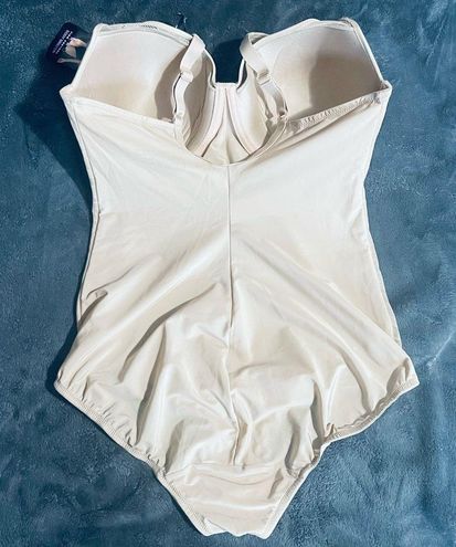 Bali Womens Ultra Light Firm Control Body Briefer 38D Nude Taupe DF6552  Size undefined - $31 New With Tags - From Norma