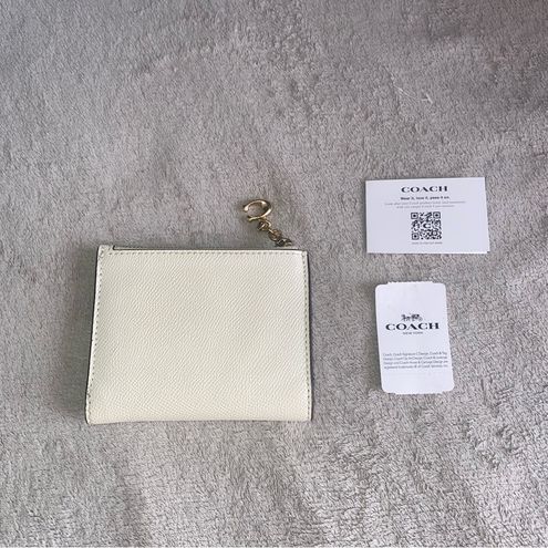 Coach Outlet Snap Wallet - Grey