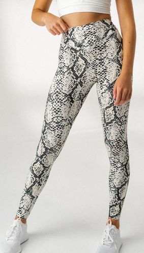 Balance Athletica  THE ASCEND PANT White Size M - $71 (16% Off Retail) New  With Tags - From Jens