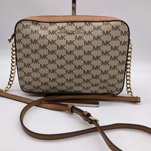 Michael Kors NWOT SQUARE JET SET MONOGRAM CROSSBODY BAG - $63 - From Millers